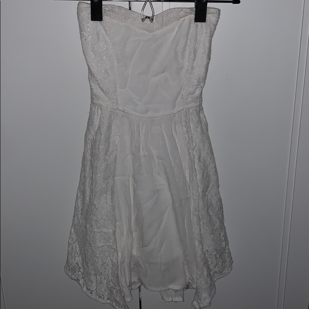 white lace dress